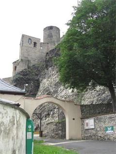 Ústí nad Labem, vstup do hradu Střekov